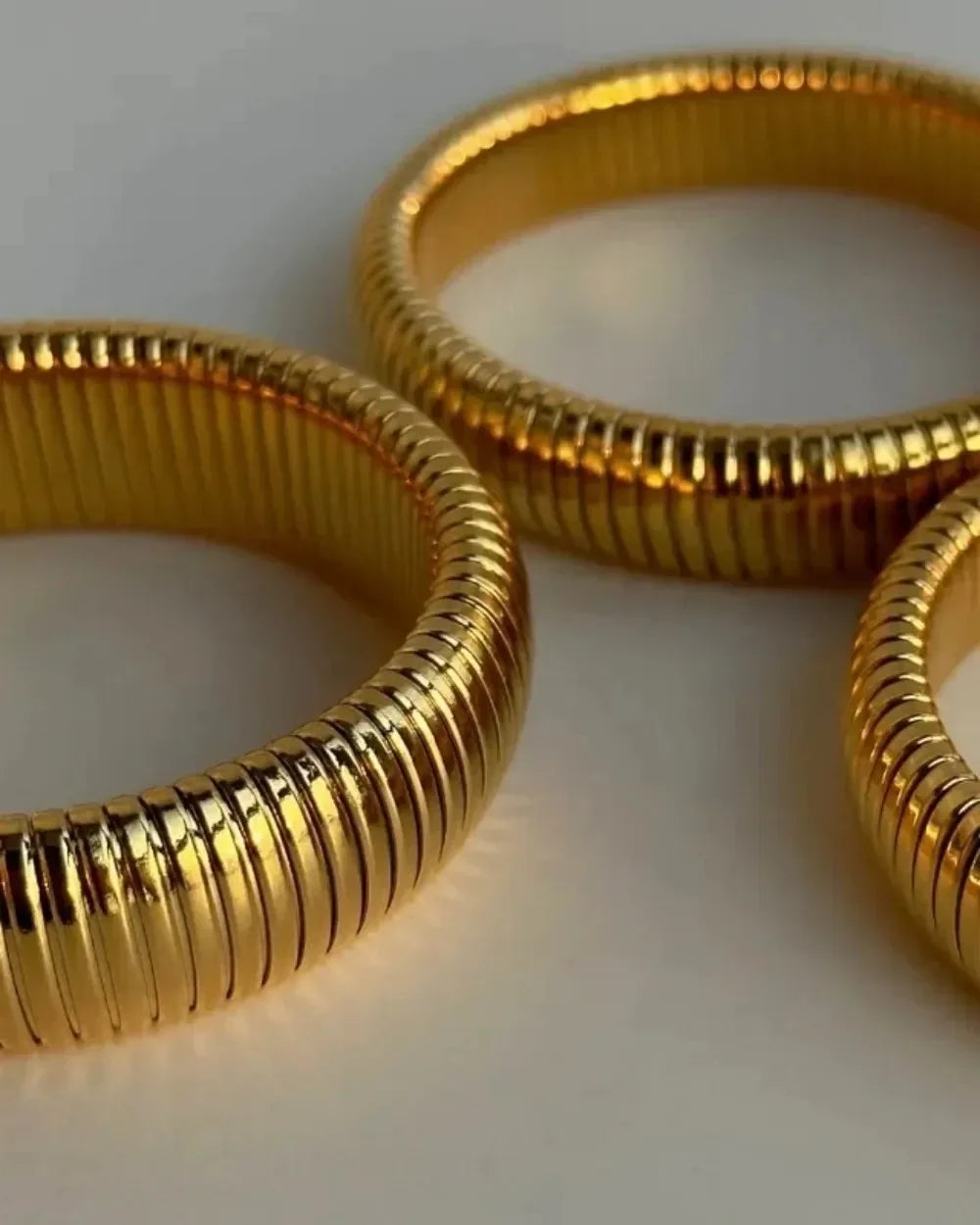 Embrace vintage elegance every day