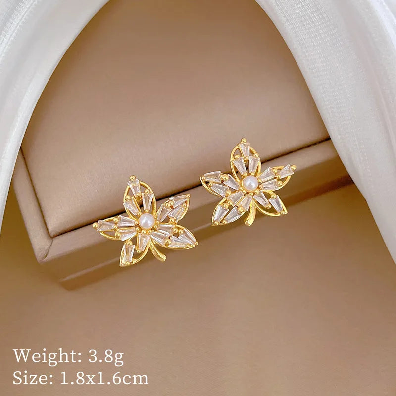 Retro Racquet Charm Choker