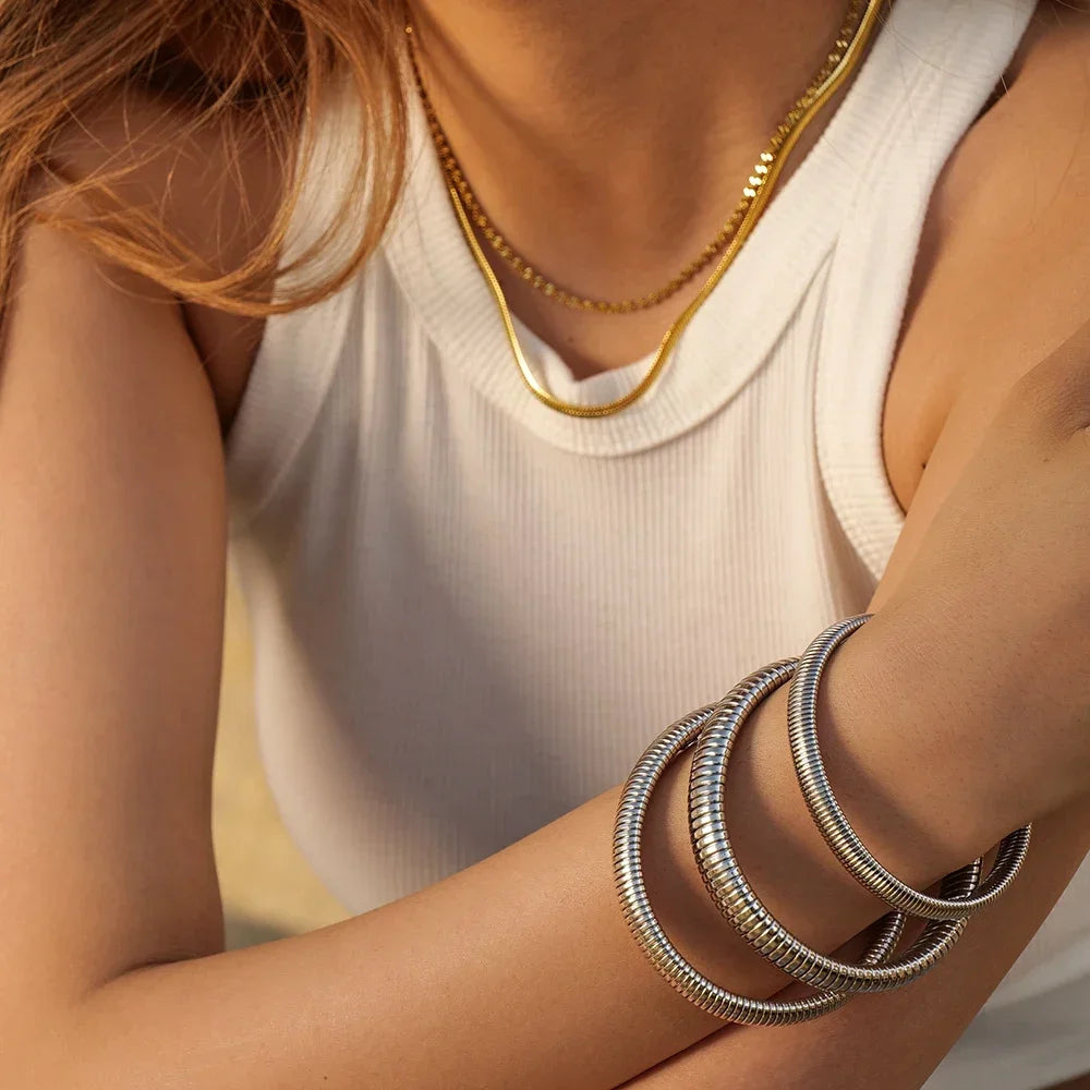 Embrace vintage elegance every day